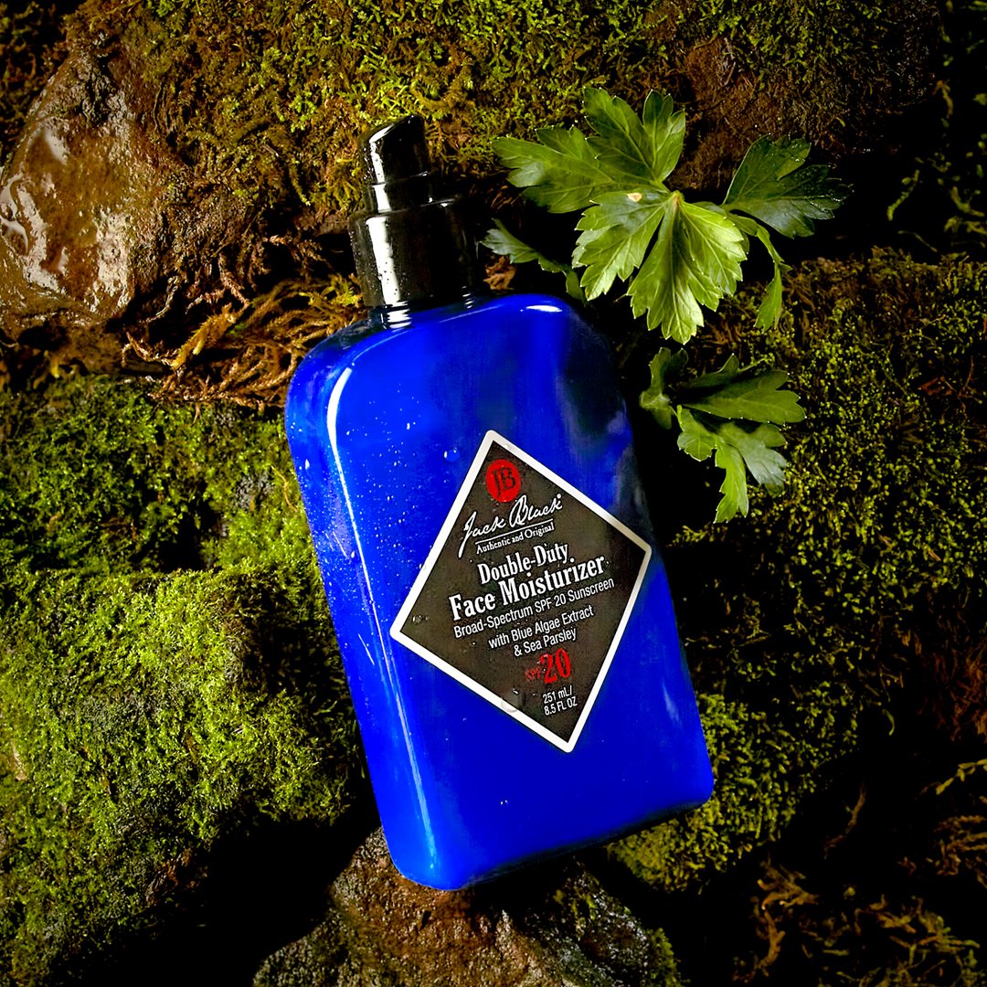 Double-Duty Face Moisturizer SPF 20 - Image 3
